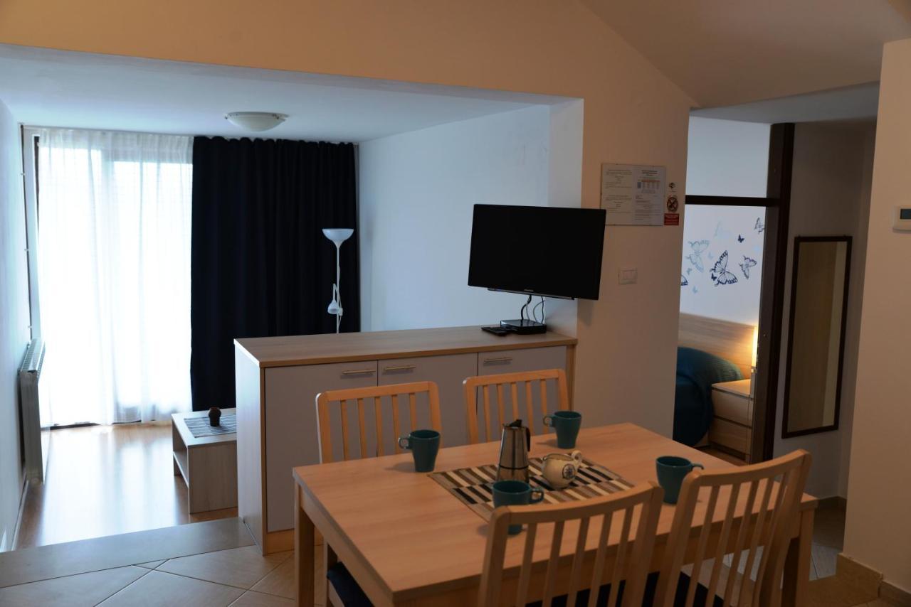 Apartments Palma & Pino 크레스 외부 사진