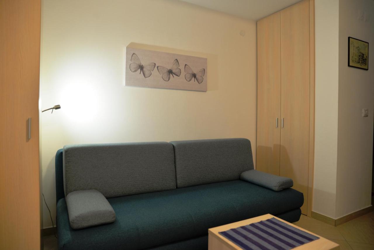 Apartments Palma & Pino 크레스 외부 사진