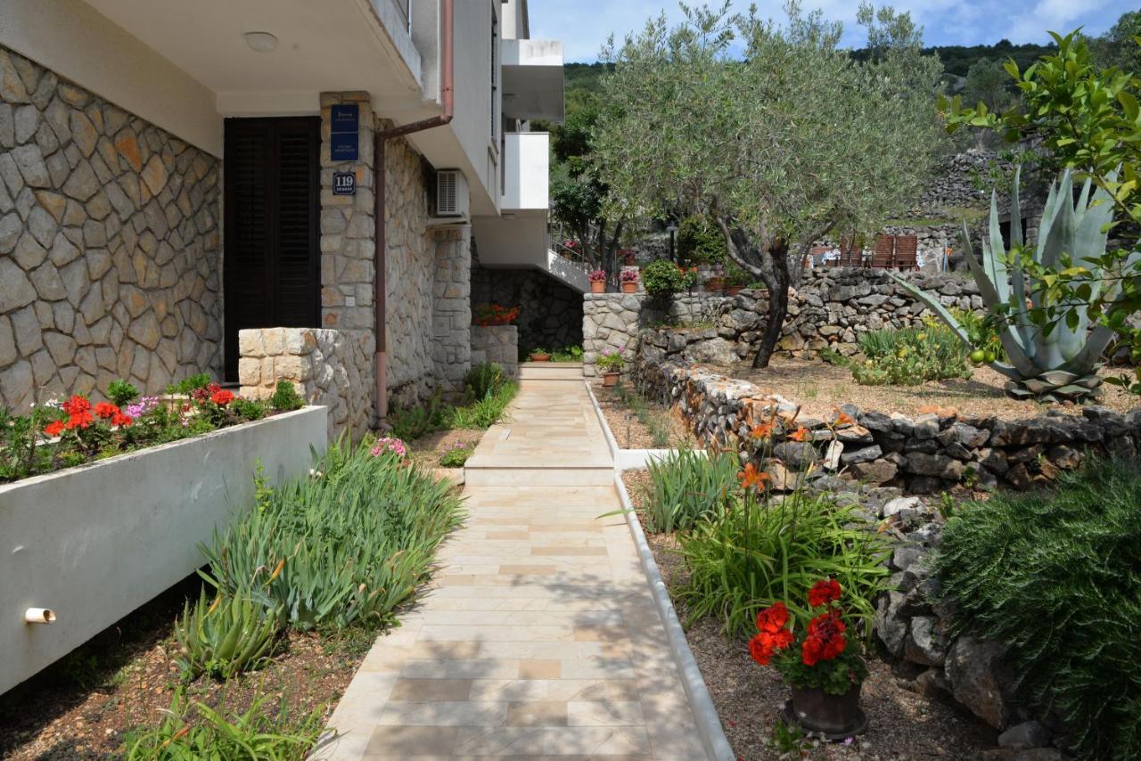 Apartments Palma & Pino 크레스 외부 사진